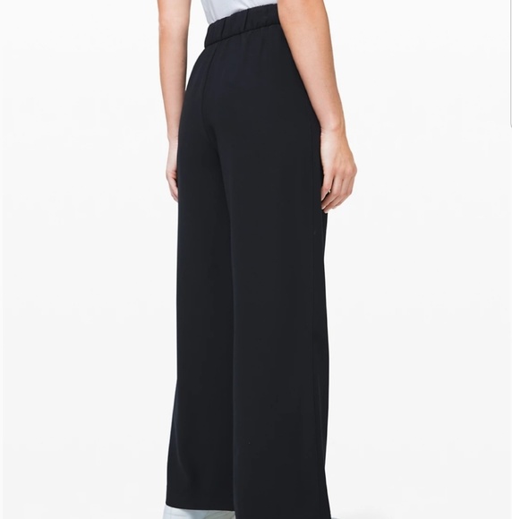 Lululemon noir pants - Picture 3 of 6